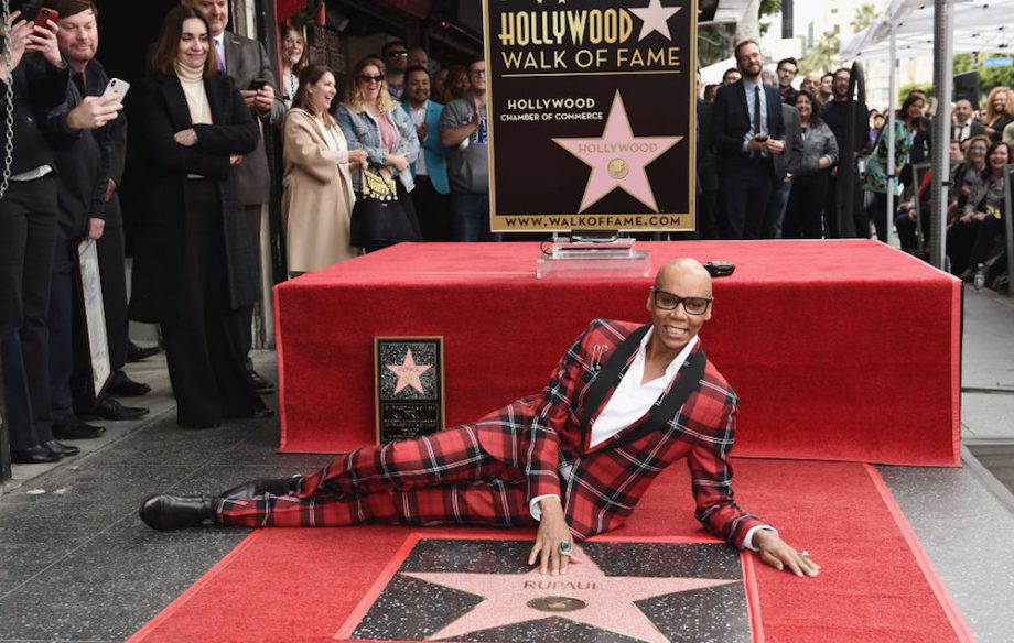RuPaul devient la première Drag icone à recevoir une étoile sur le boulevard des célébrités à Hollywood