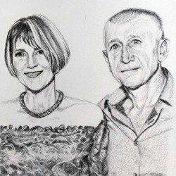 Exemple d’un portrait dessiné aux crayons, encre, fusain sur papier
